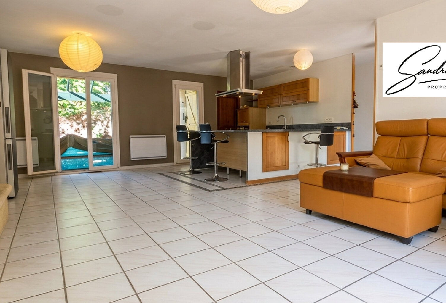ESPACE ET TRANQUILITE : VILLA 4 FACES DE PLAIN PIED — photo 1