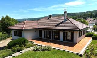Maison 8 Pièces 189 m² à vendre à Arinthod (39240)