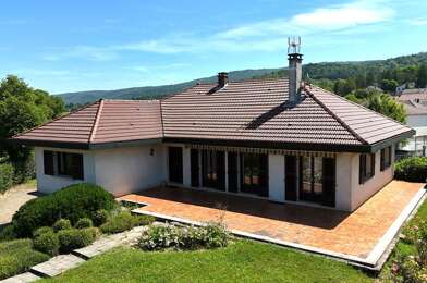 Maison 8 pièces 320000 €