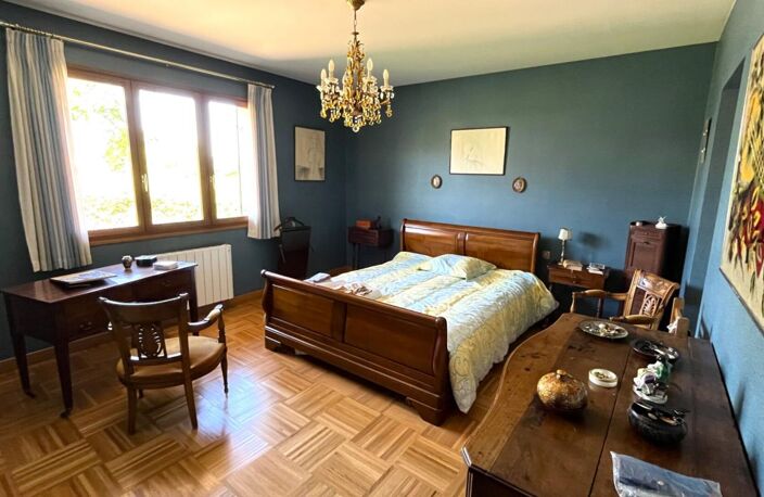 Superbe villa de 189 m² , sur terrain clos et arboré de 2 036 m² — photo 3