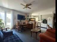 Maison de plain-pied avec grand garage, jardin et panneaux solaires - Saint-Christoly-de-Blaye (33920) — photo 2