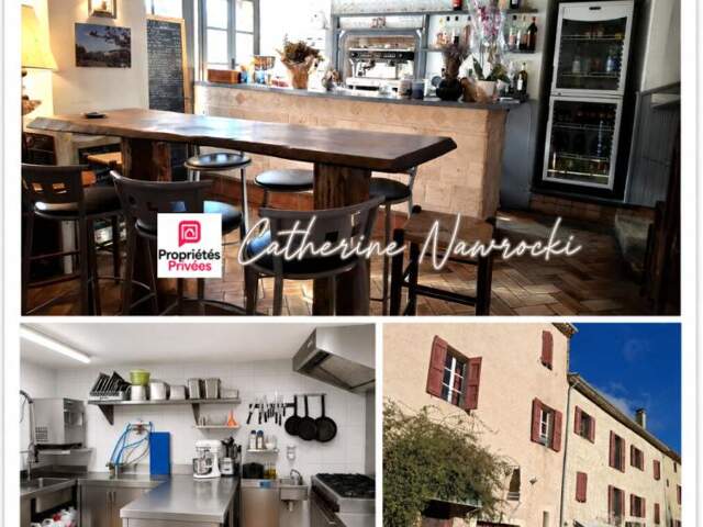 ENSEMBLE IMMOBILIER DE 338 M²  ANCIEN HÔTEL-RESTAURANT LOGIS DE FRANCE T MAISON DE CARACTÈRE 250000 — photo du bien