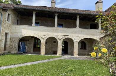 Maison 13 pièces 350000 €