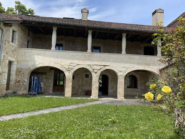 Maison Jaure 13 pièce(s) 380 m2 — photo du bien