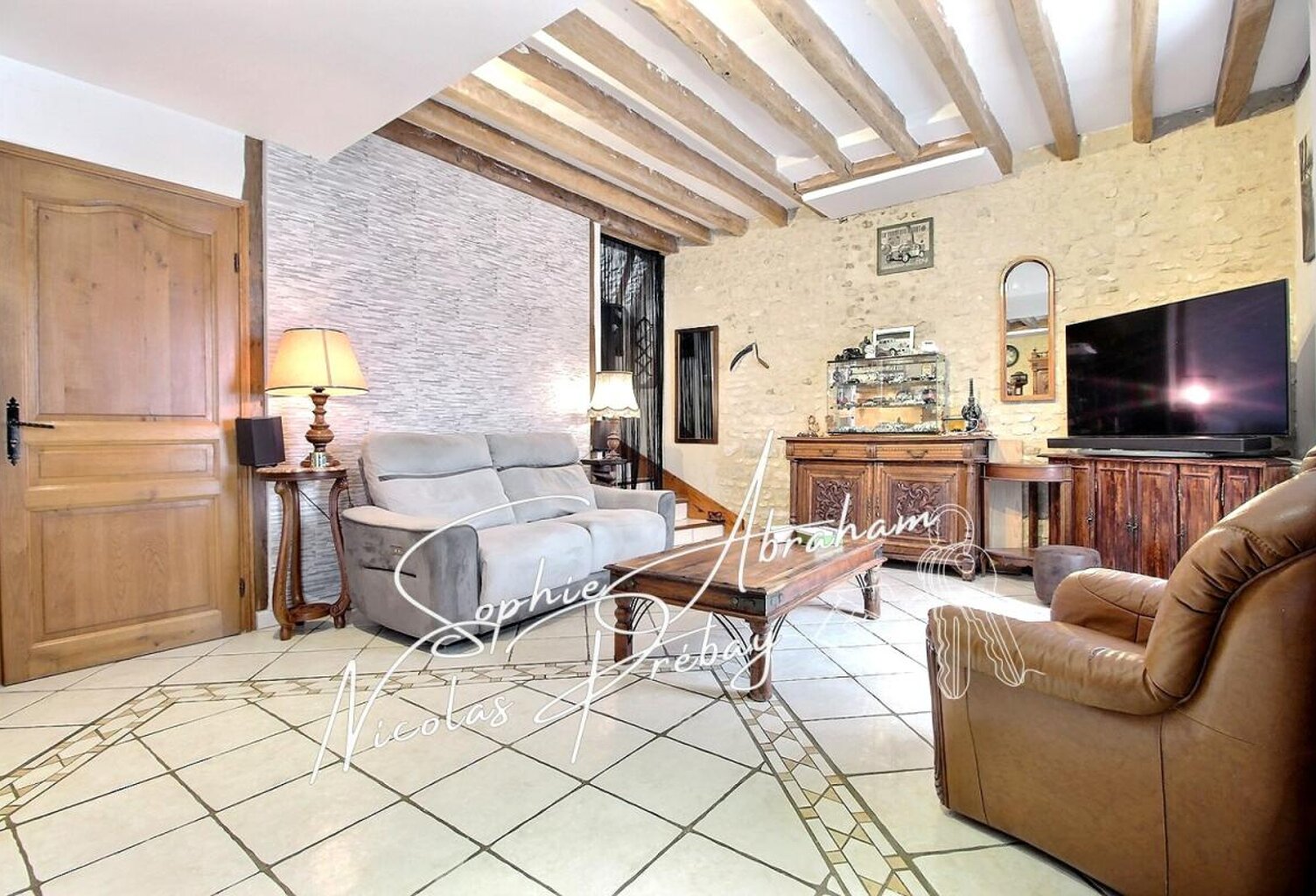 Exclusivité ! Maison en pierres sans travaux de 4 pièces, 3 chambres — photo 1