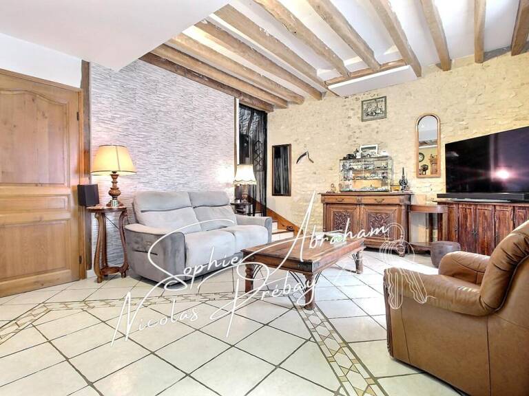 Exclusivité ! Maison en pierres sans travaux de 4 pièces, 3 chambres — photo 1