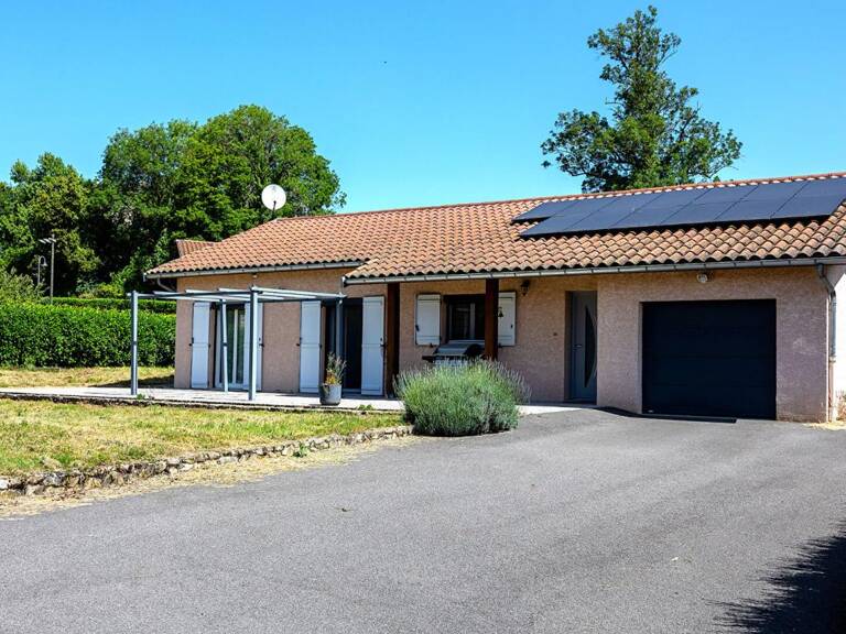 Villa de plain-pied sur terrain plat — photo 1
