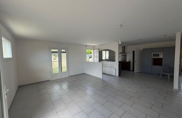 Maison de  plain pied 3 chambres avec 475 M2 de terrain — photo 2