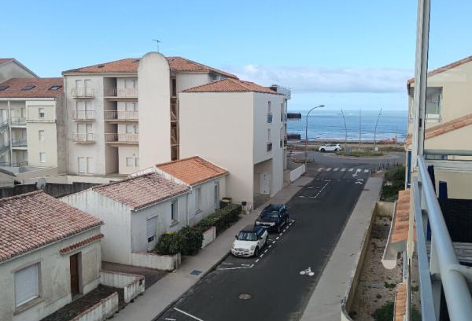 Appartement  1 pièce + mezzanine - 25.08 m2 - Saint-Hilaire de Riez -  94900  TTC — photo 1