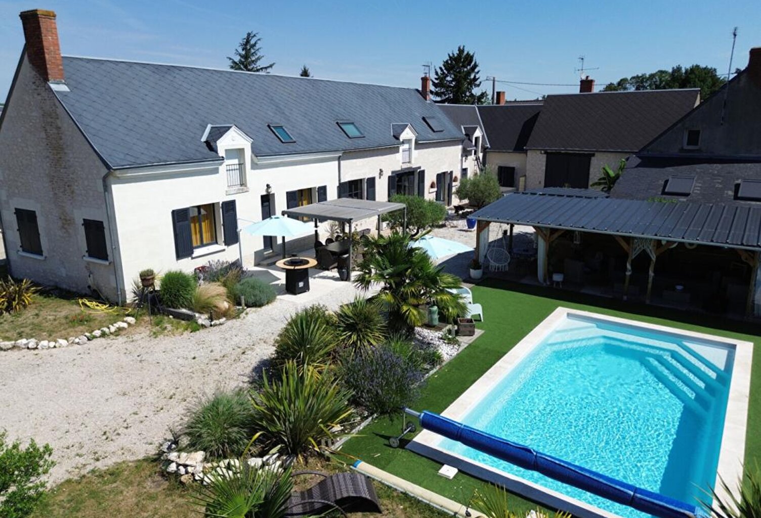 Propriété de caractère 7 pièce(s) 300 m2 — photo 1