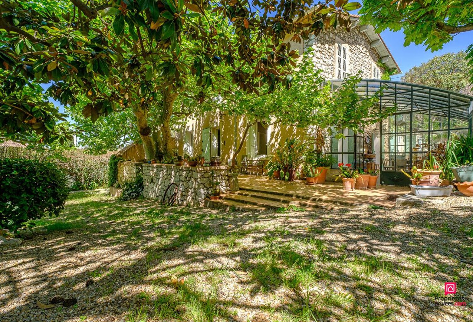 Maison 10 pièce(s) 330 m2 avec terrain 4000 m² et Piscine — photo 1
