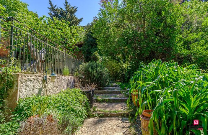 Maison 10 pièce(s) 330 m2 avec terrain 4000 m² et Piscine — photo 2