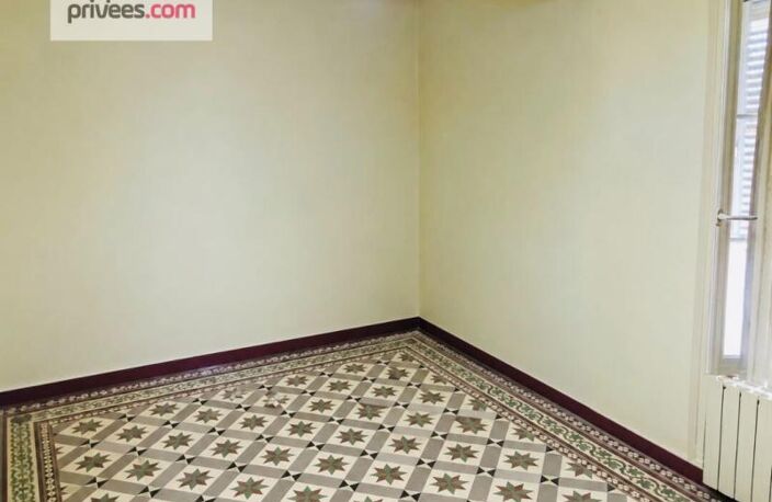 Maison - 2 chambres - 83m2 — photo 4