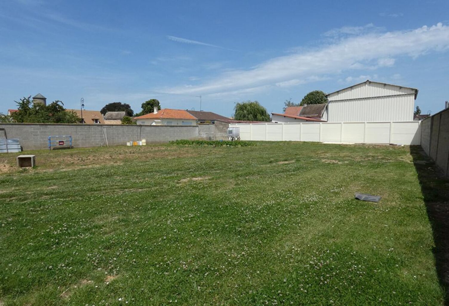 Terrain constructible 564 m² — photo 1