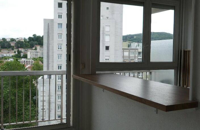Location appartement 2 pièces 52 m² à Saint-Étienne (42000) — photo 4