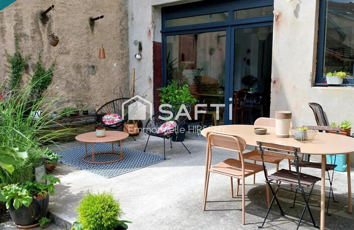 Maison rénovée avec cour intérieure à Thiaucourt. — photo 3
