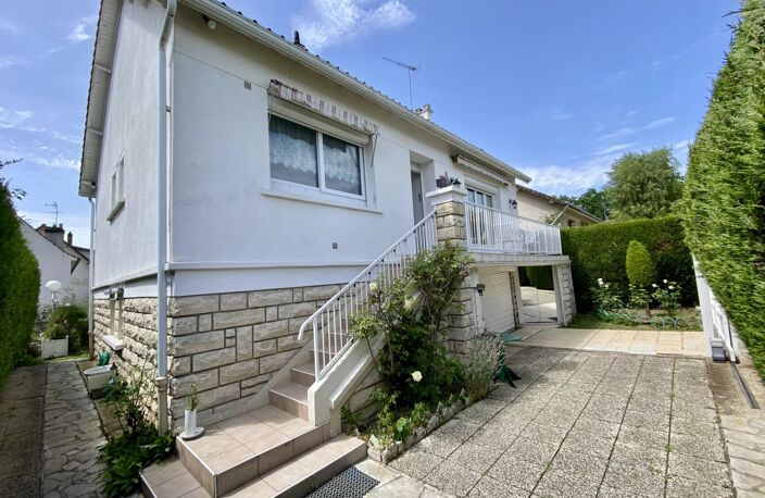 Maison avec jardin et sous-sol total — photo 3