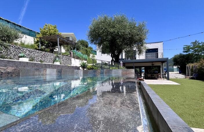 NICE RIMIEZ VILLA CONTEMPORAINE AVEC PISCINE — photo 4
