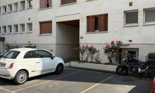 Garage   m² à louer à Paris 20 (75020)