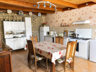 Maison en pierre avec jardin et garage — photo 3