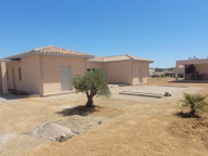 VILLA PLAIN PIED / double garage sur grand terrain — photo 3