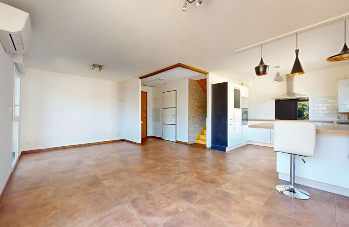 Maison T4 climatisée avec jardin, terrasse et grand garage — photo 3