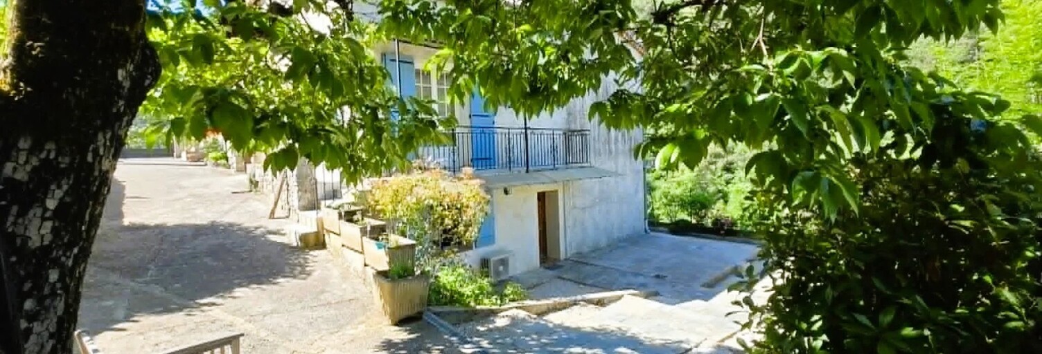 Maison 6 Pièces 210 m² à vendre à L'Escarène (06440)