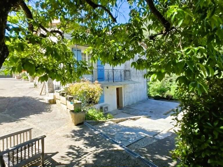 L'ESCARENE - MAISON INDIVIDUELLE DE 210M² + COMBLES AMENAGEABLE — photo 1