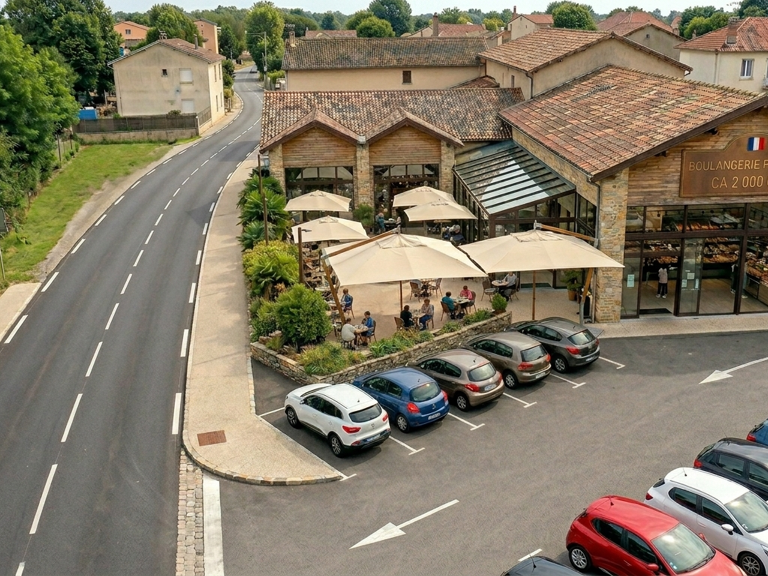 Nîmes (Gard) OPPORTUNITE D'ACQUISITION FONDS DE COMMERCE BOU — photo 1