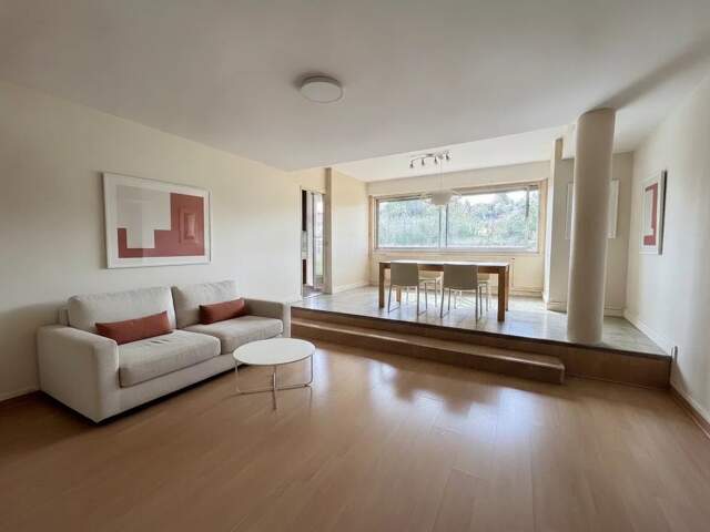 QUARTIER CHAPRAIS GRAND T2/T3 LUMINEUX — photo du bien