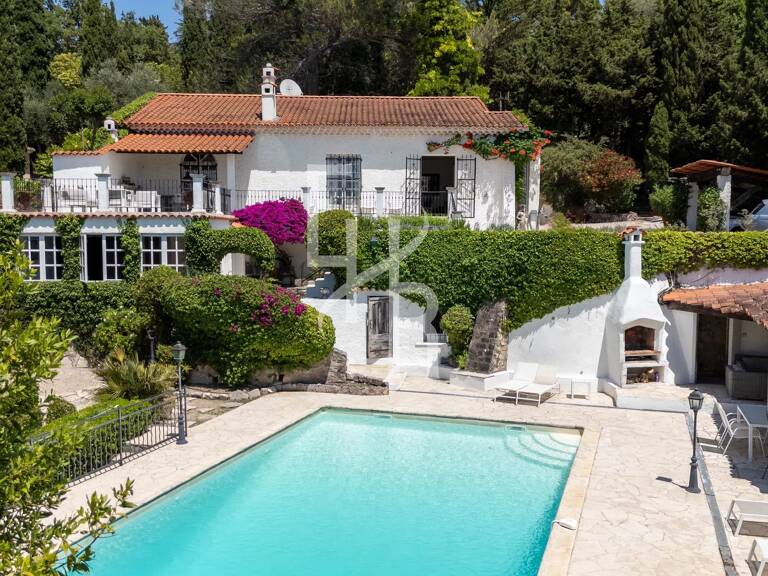 Mougins villa  avec 6 chambres et piscine  au calme — photo 1