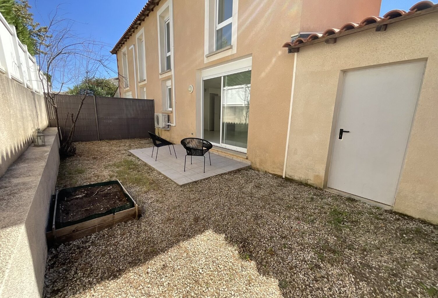 Villa — photo 1