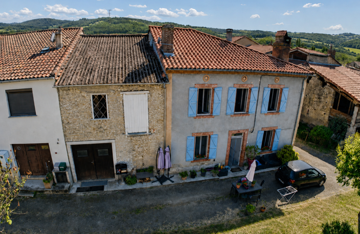 Maison de village rénovée avec grange, garage et jardin   Le — photo 2