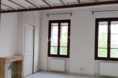 Appartement 4 pièces 1070 €