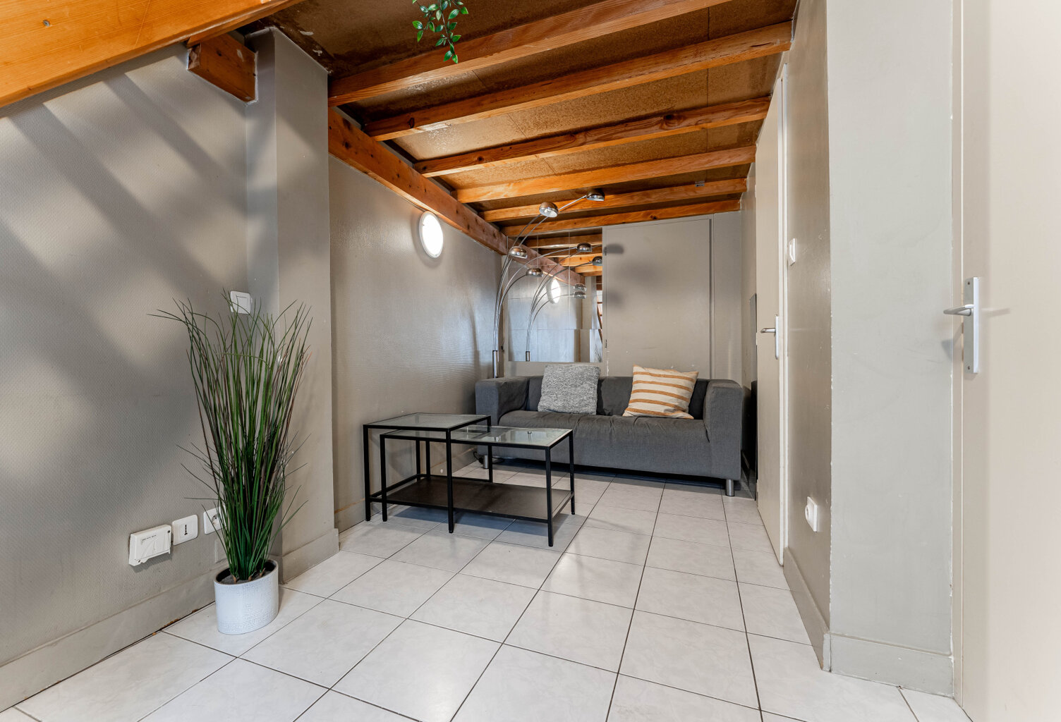 À vendre : deux studios libres de toute occupation, vendus e — photo 1