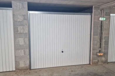 Garage  28800 €