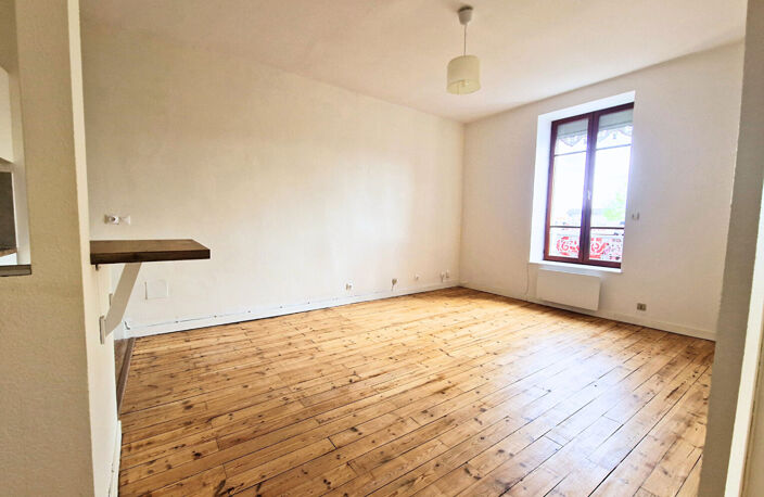 APPARTEMENT VOIRON - T3 - 52 m² — photo 3