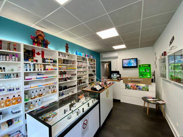 Local Commercial - Jonzac Centre Ville — photo du bien