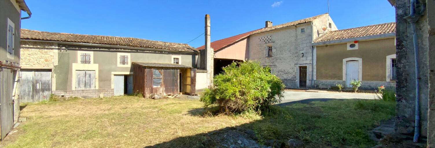Maison 5 Pièces 137 m² à vendre à Saint-Ciers-du-Taillon (17240)