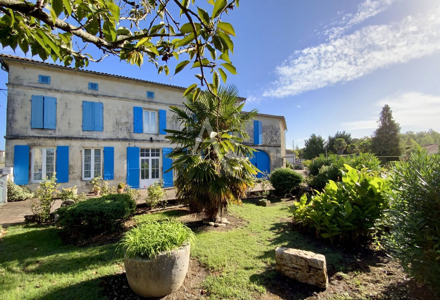 Maison + bien locatif   Saint Genis De Saintonge 260 m2 — photo 1