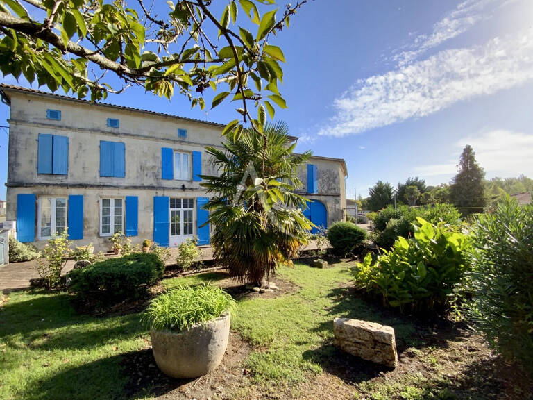 Maison + bien locatif   Saint Genis De Saintonge 260 m2 — photo 1