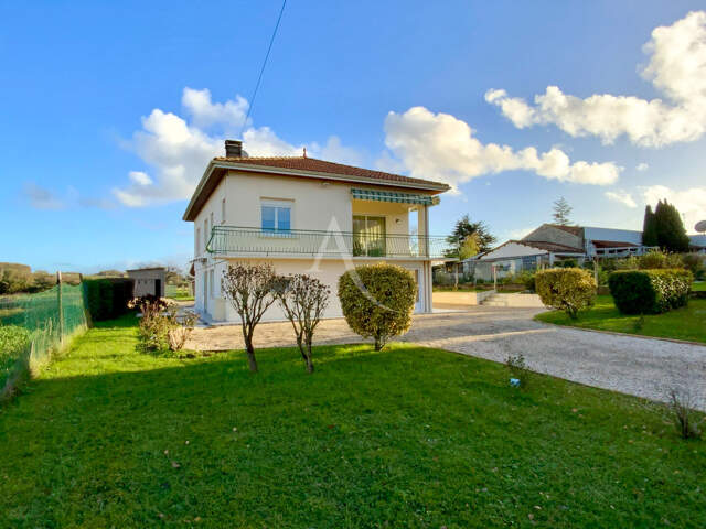 Maison Jonzac 5 pièces 129 m2 — photo du bien