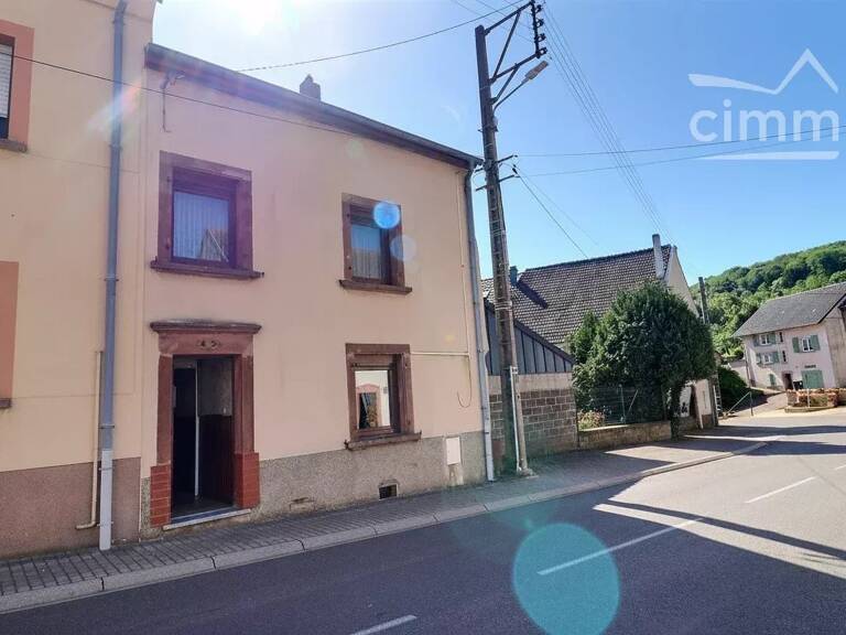 Maison mitoyenne de 119.87 m² habitable à rénover à ALSTING — photo 1