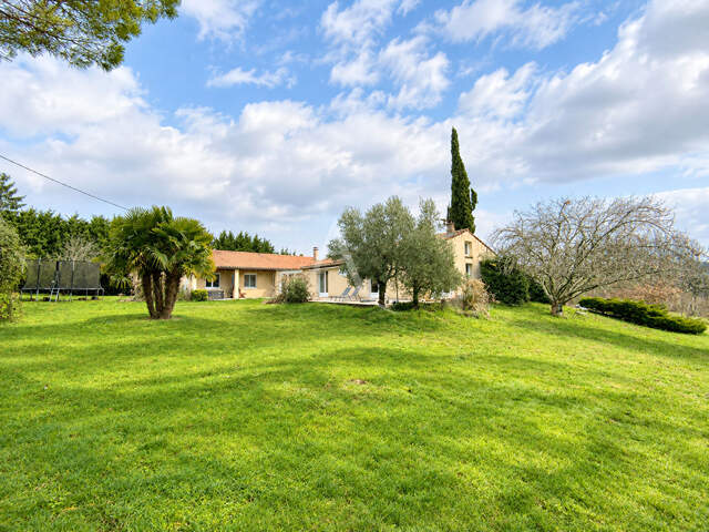 Double maison  239 m2 — photo du bien