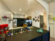 Immeuble mixte commercial et habitation — photo 3
