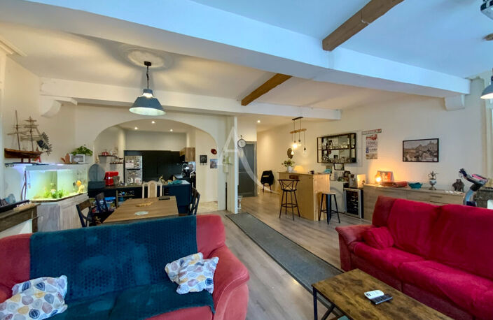 Immeuble mixte commercial et habitation — photo 4