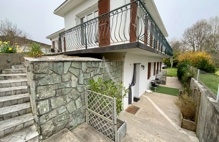 Immeuble Jonzac — photo 4