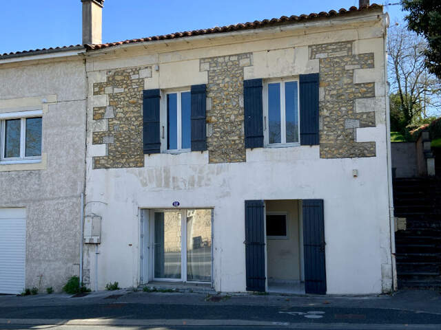 Maison de ville 66m2 à Montendre — photo du bien