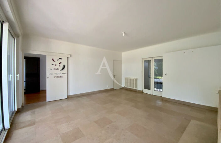 Maison Jonzac 7 pièce(s) 176 m2 — photo 5