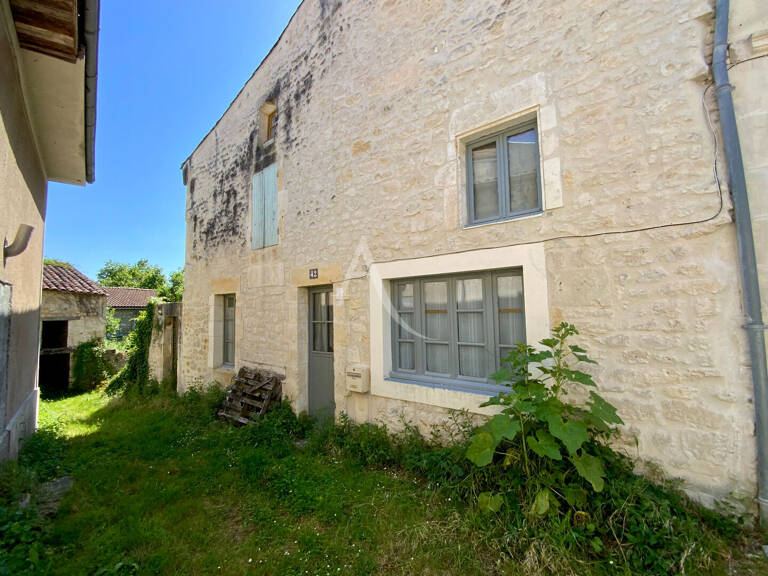 Maison au coeur de Jonzac — photo 1